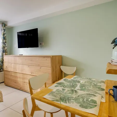 Apartman Pour 3 - Loubet