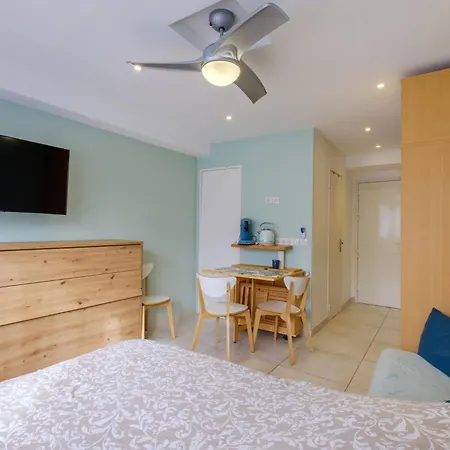 Apartment Pour 3 - Loubet Villeneuve-Loubet